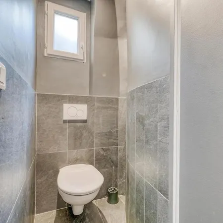 Beautiful 4p - Gare De L'est Paříž